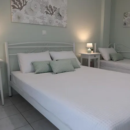 Island Boutique Pyrgadikia