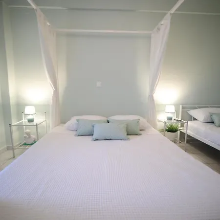 Island Boutique Pyrgadikia
