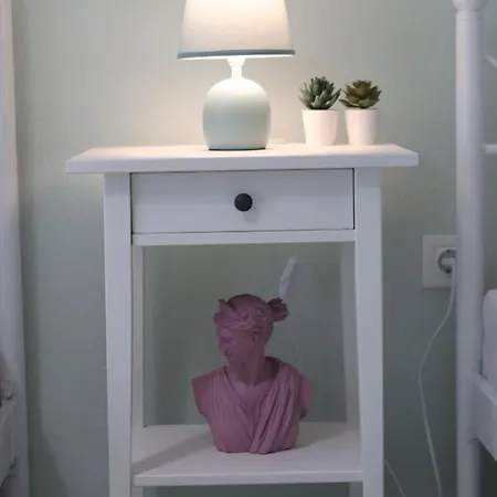 Island Boutique מלון דירות 3*