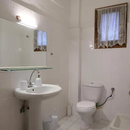 Island Boutique מלון דירות 3*