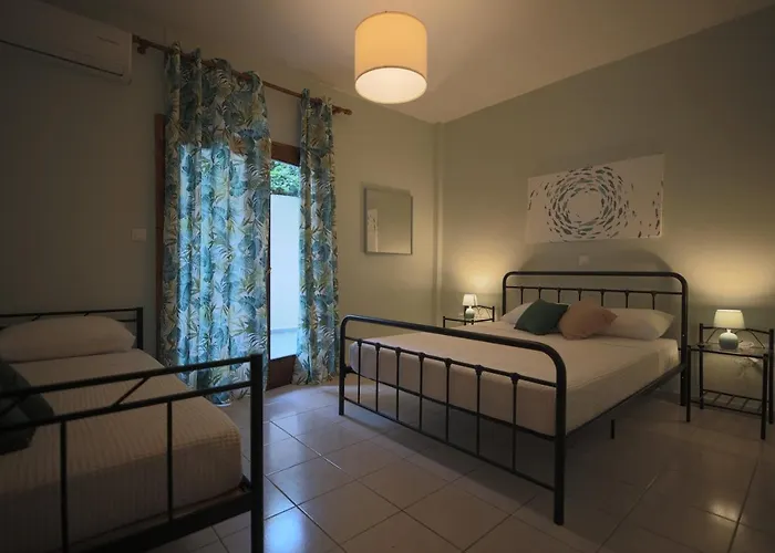 Island Boutique Apartmanhotel Pirgadíkia